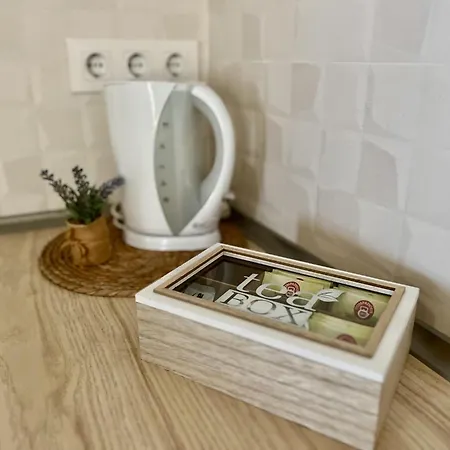 Housing Santa Ana Apartment *