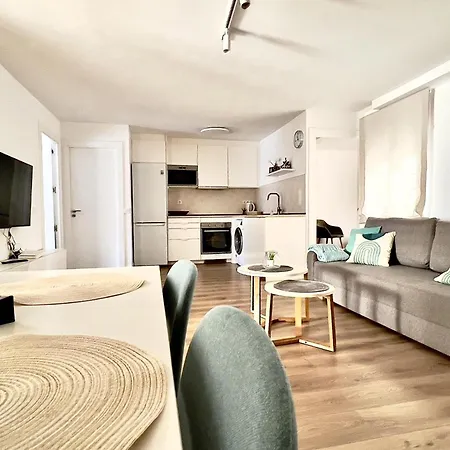 Apartment Housing Santa Ana