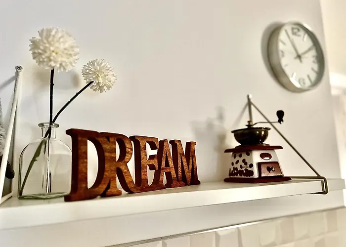 Housing Santa Ana * León